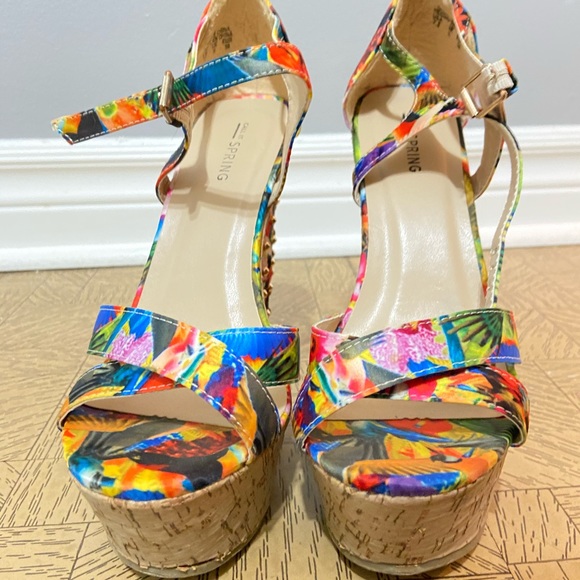 COLOURFUL HIGH HEEL SHOES FOR SALE! - Picture 4 of 6